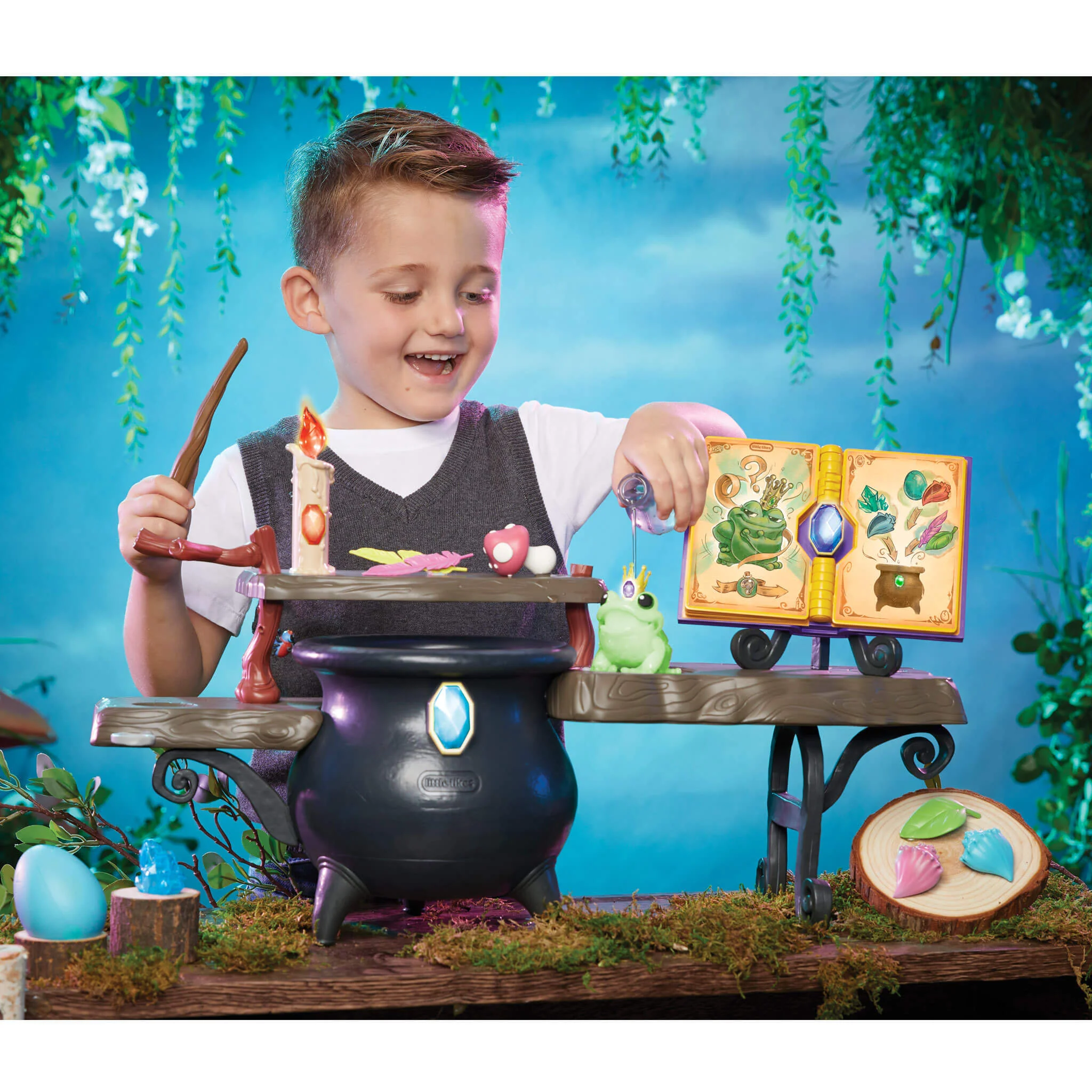 Little Tikes Magic Workshop Toy - Image 3