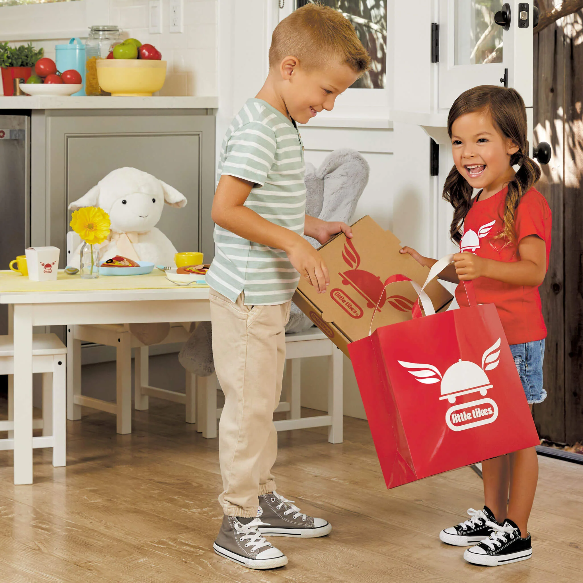 Little Tikes First Food Delivery Set Cup - Image 3