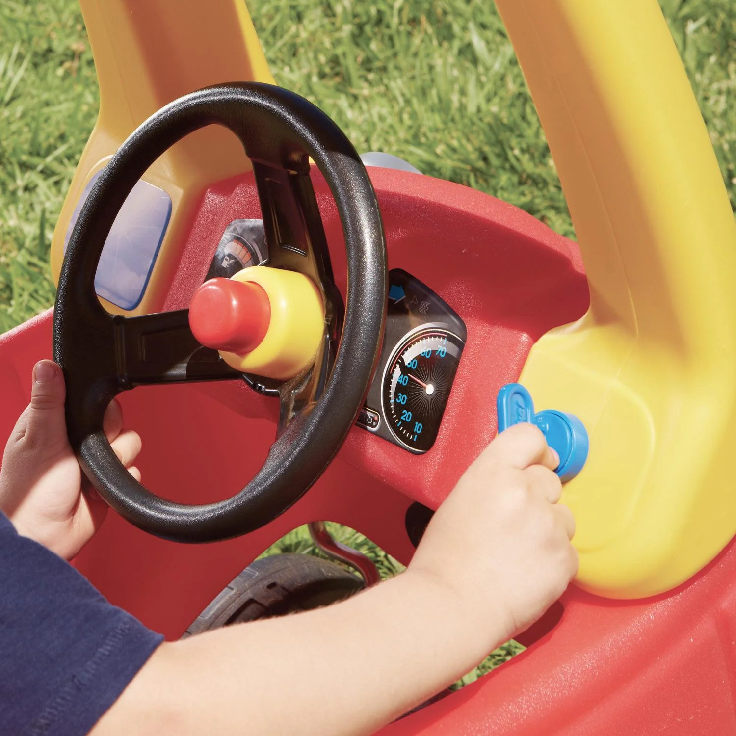 Little Tikes Cozy Coupe Toy - Image 7