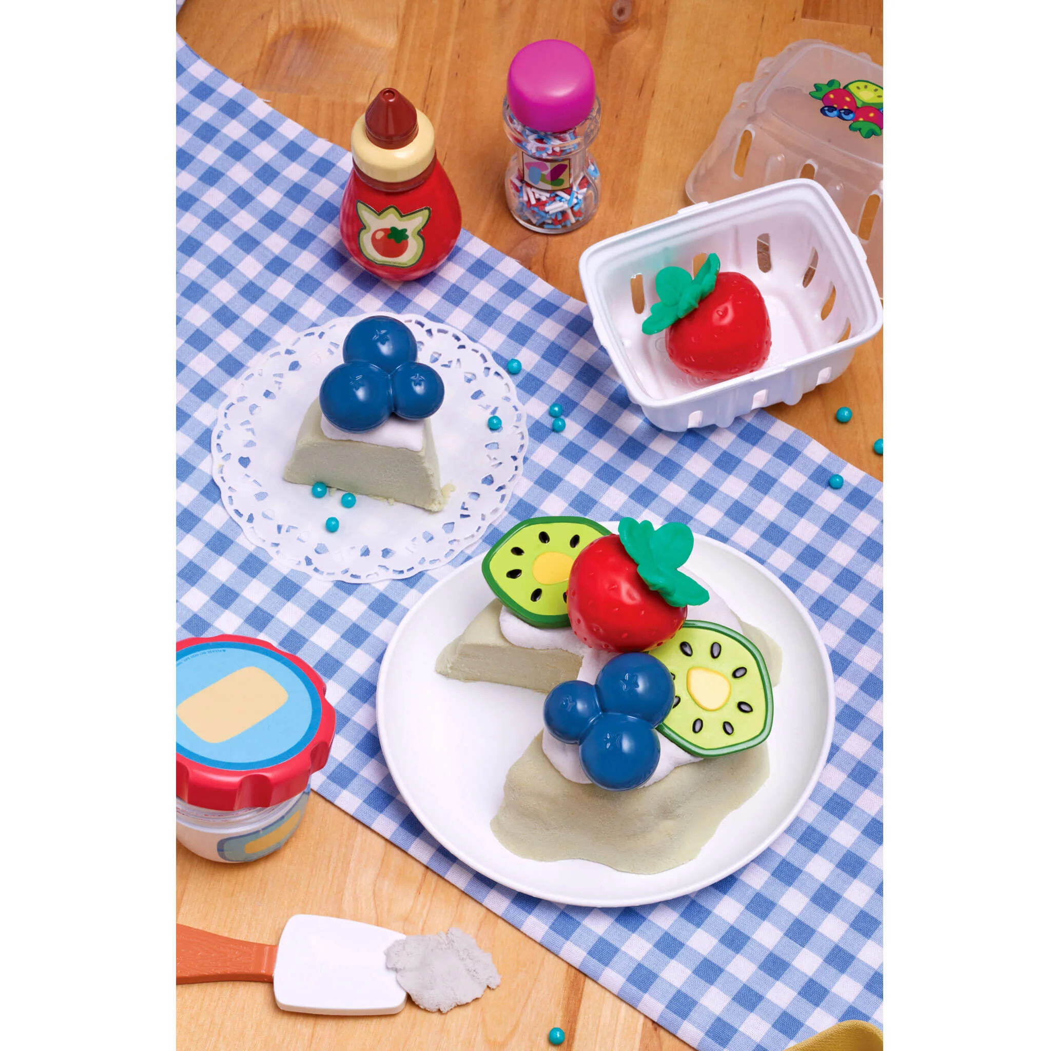 Little Tikes Pavlova Kit – Creative Chefs Bluey Utensil - Image 6