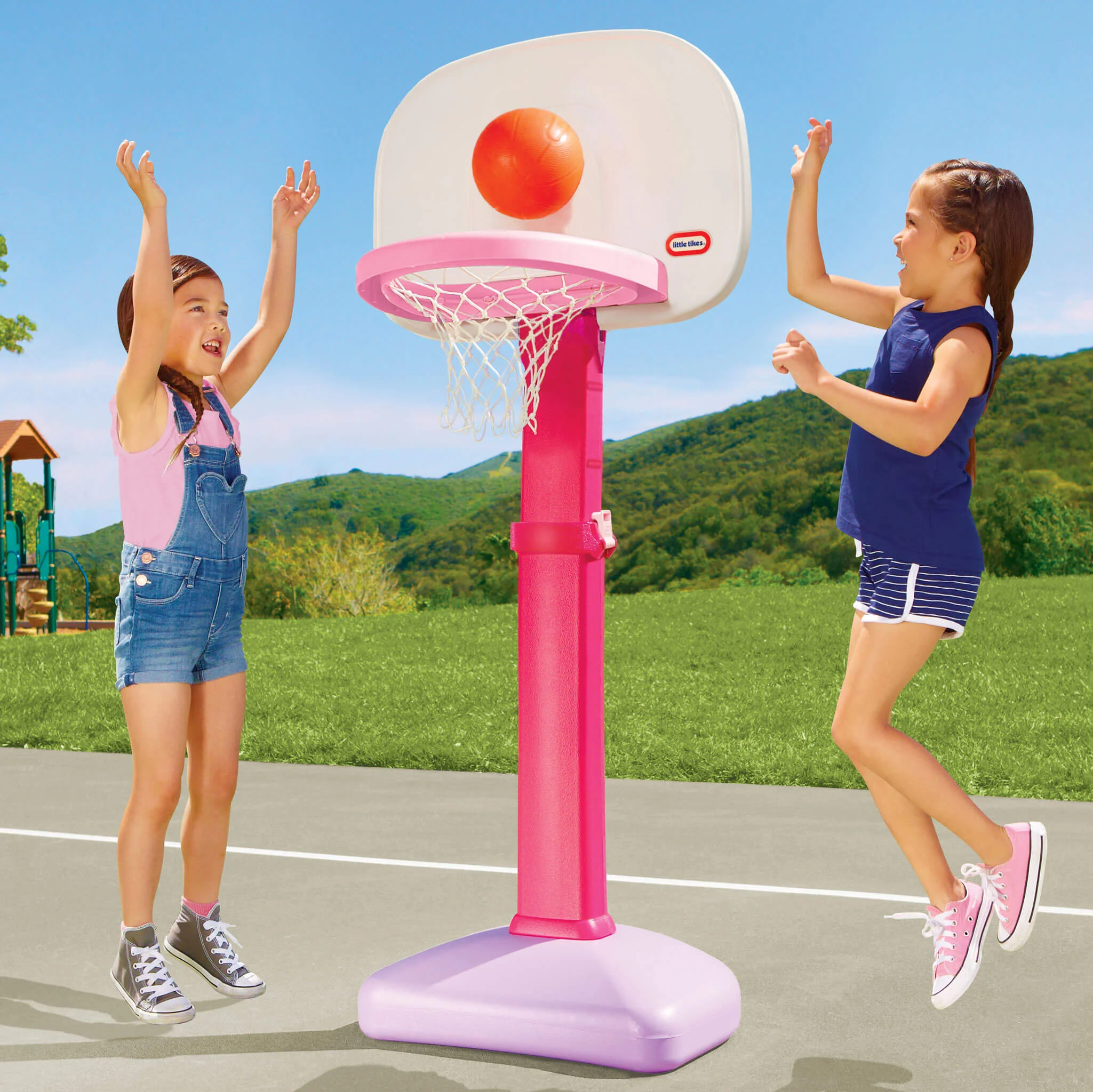 Little Tikes TotSports Easy Score Pink Basketball Set with 3 Basketballs - Image 2
