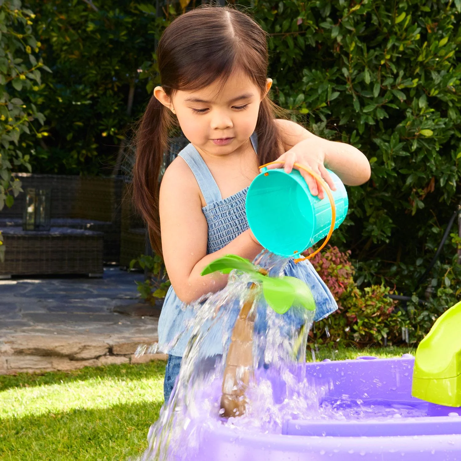 Little Tikes Mermaid Island Wavemaker Water Table Toy - Image 8