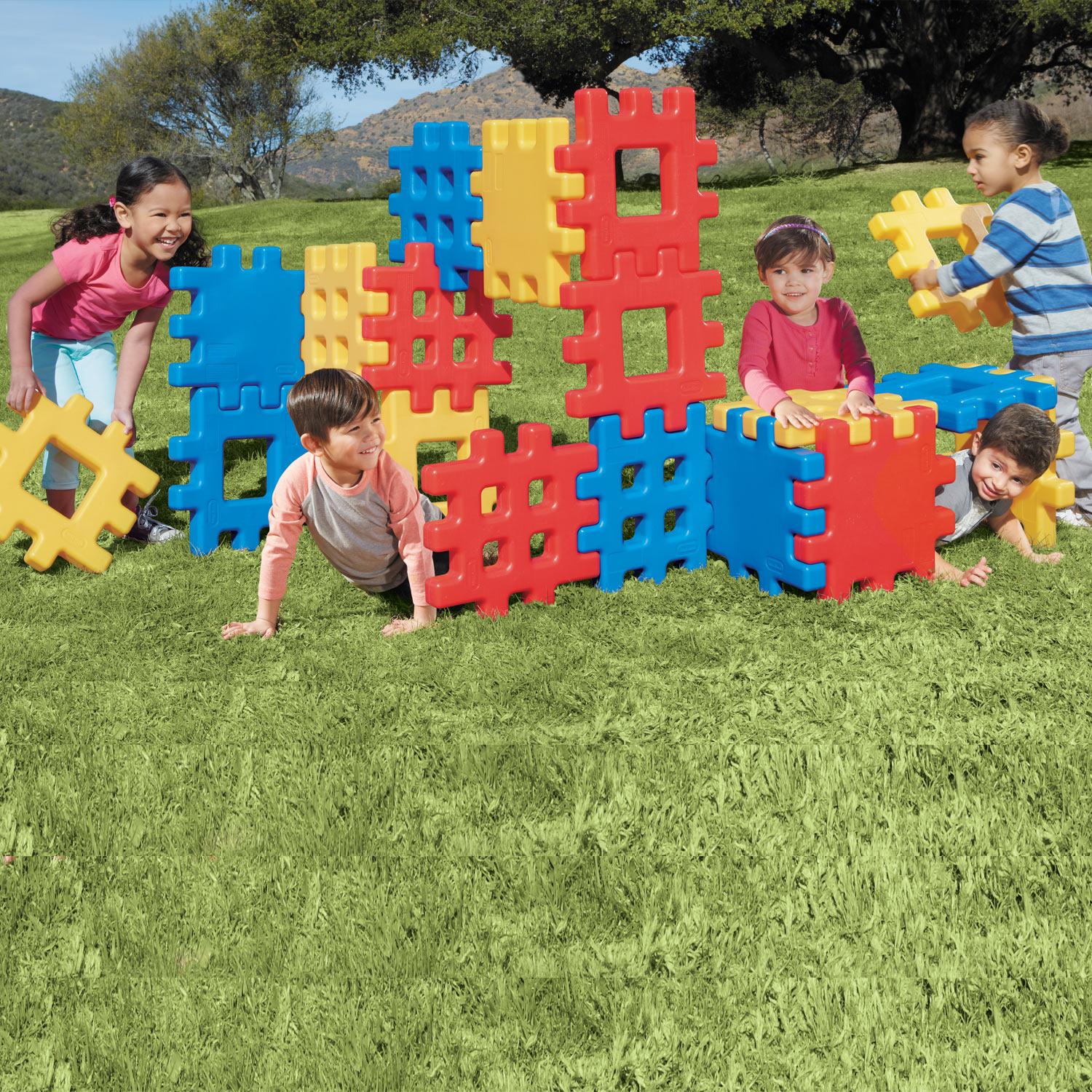 Little Tikes Big Waffle Blocks Toy - Image 3