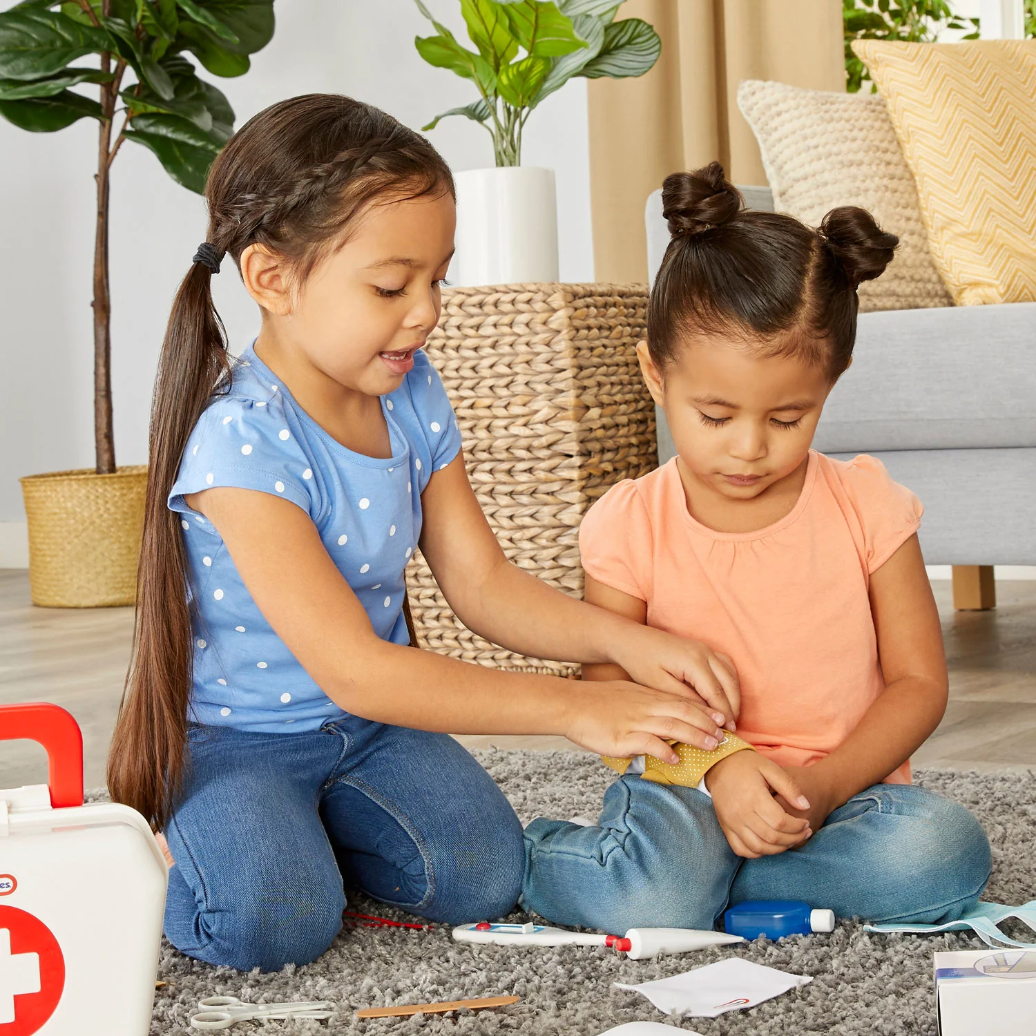 Little Tikes First Aid Kit Toy - Image 3