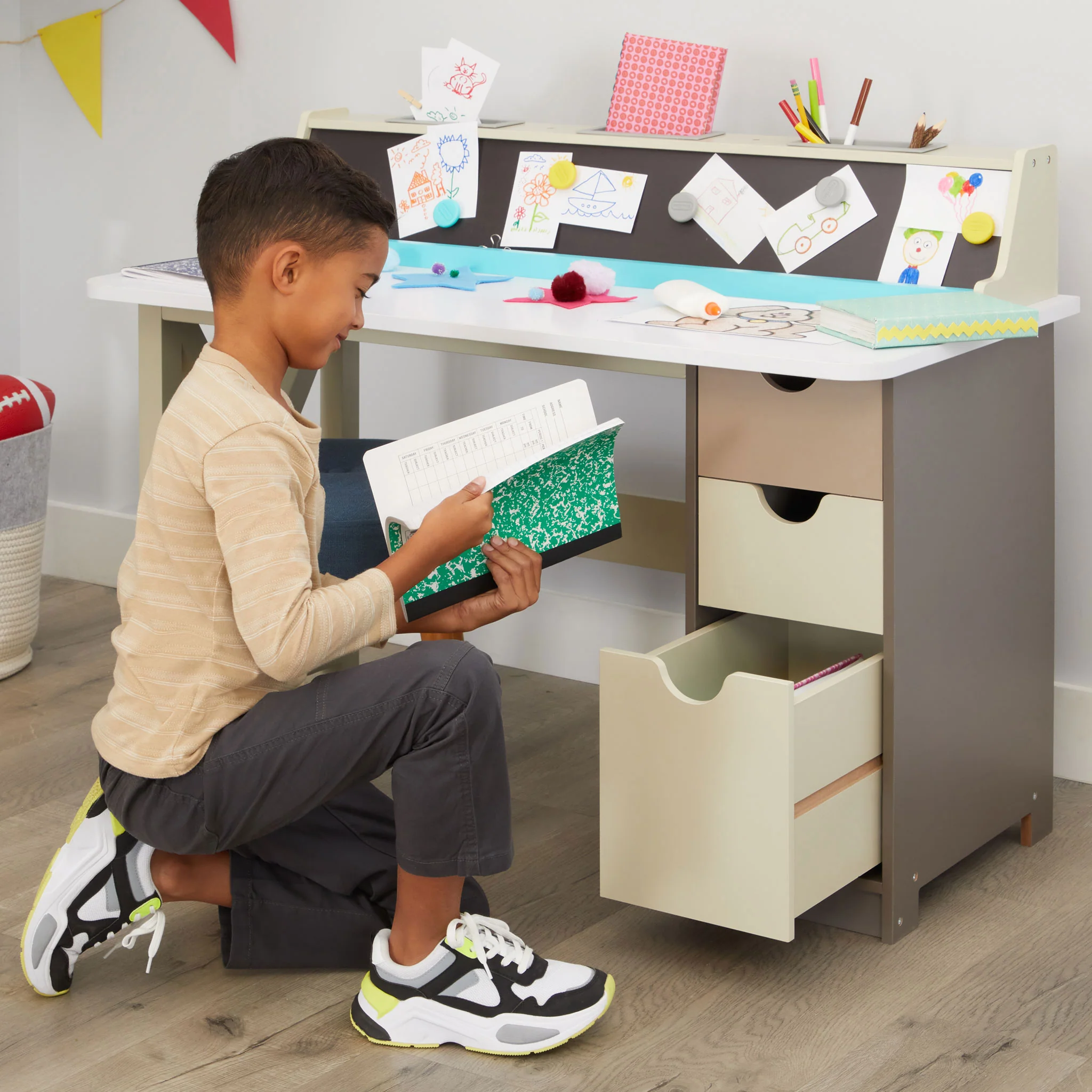 Little Tikes 2-in-1 Chalkboard Desk Container - Image 3
